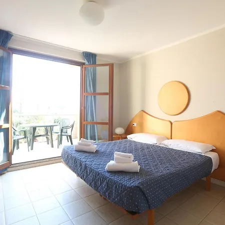 Cosmopolitan Golf & Semesteranläggning (resort) 2*