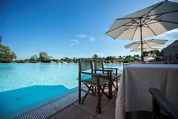 Cosmopolitan Golf & Semesteranläggning (resort)