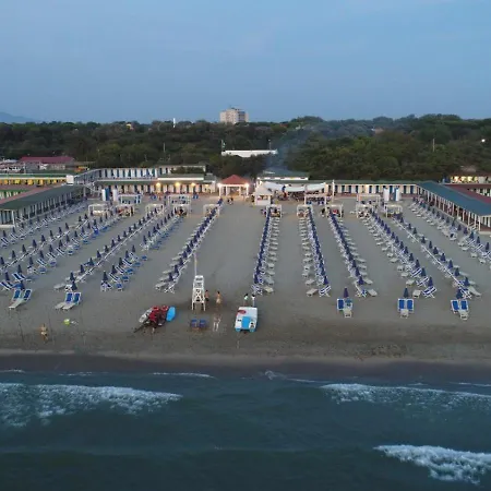 Cosmopolitan Golf & 2* Tirrenia