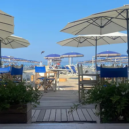 Cosmopolitan Golf & 2* Tirrenia