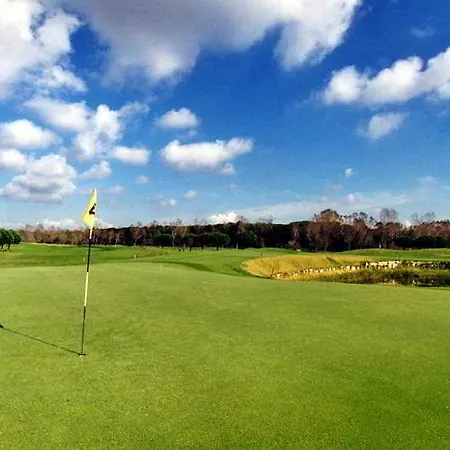 Cosmopolitan Golf &