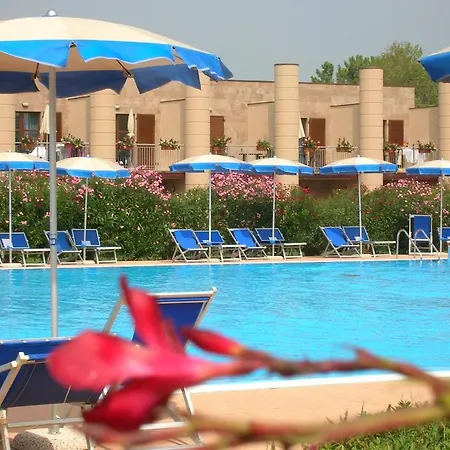 Cosmopolitan Golf & Tirrenia