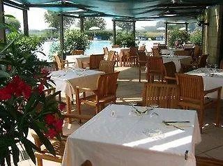 Курортный комплекс Cosmopolitan Golf & 2*